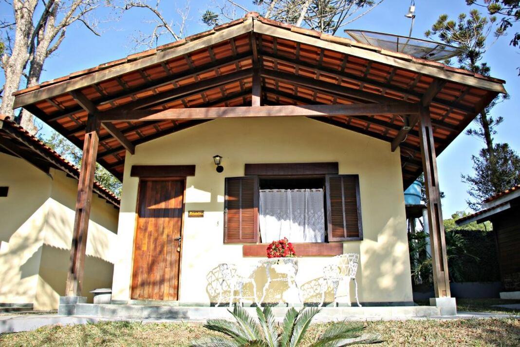 Pousada Casa Amarela Piracaia Esterno foto